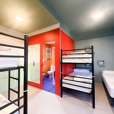 Loop Inn Hostel Сантьяго-де-Компостела Екстер'єр фото
