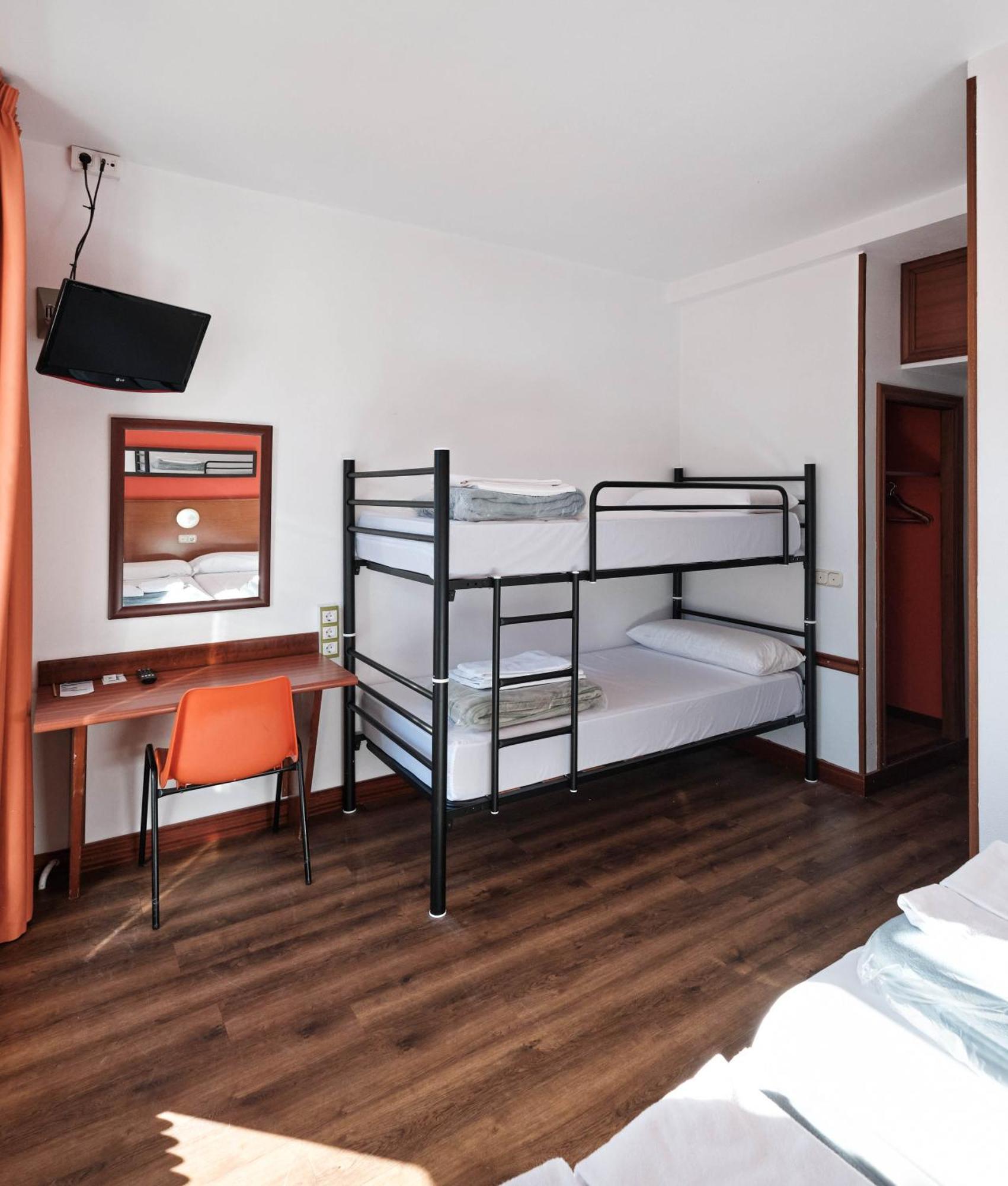 Loop Inn Hostel Сантьяго-де-Компостела Екстер'єр фото