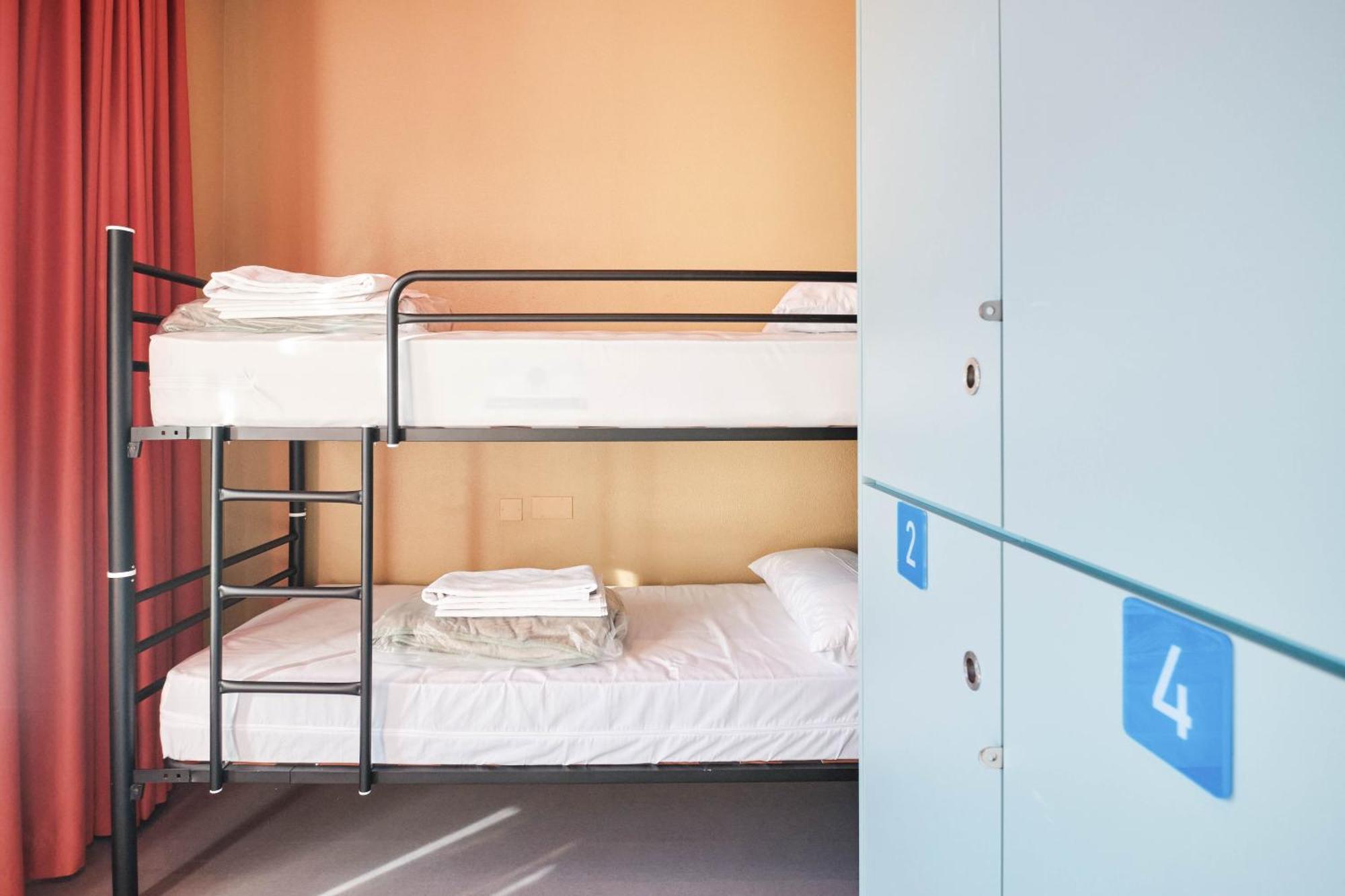 Loop Inn Hostel Сантьяго-де-Компостела Екстер'єр фото